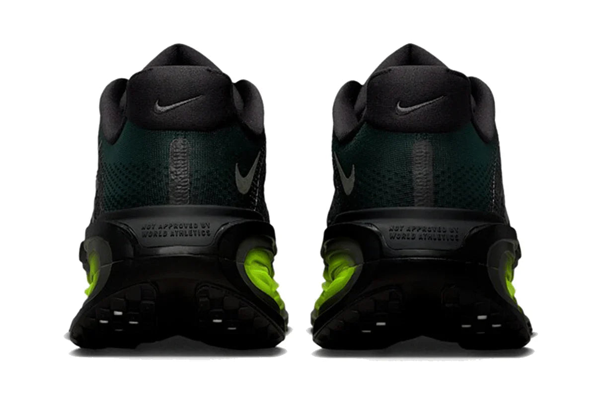 Vomero Premium Black Volt