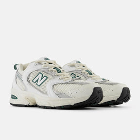 530  Sea Salt White Marsh Green White