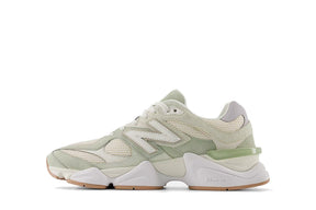 9060 Garter Snake Pearl Grey Green