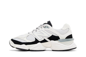 9060 Reflection Black Suede White