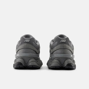 9060 Team Away Grey Gray