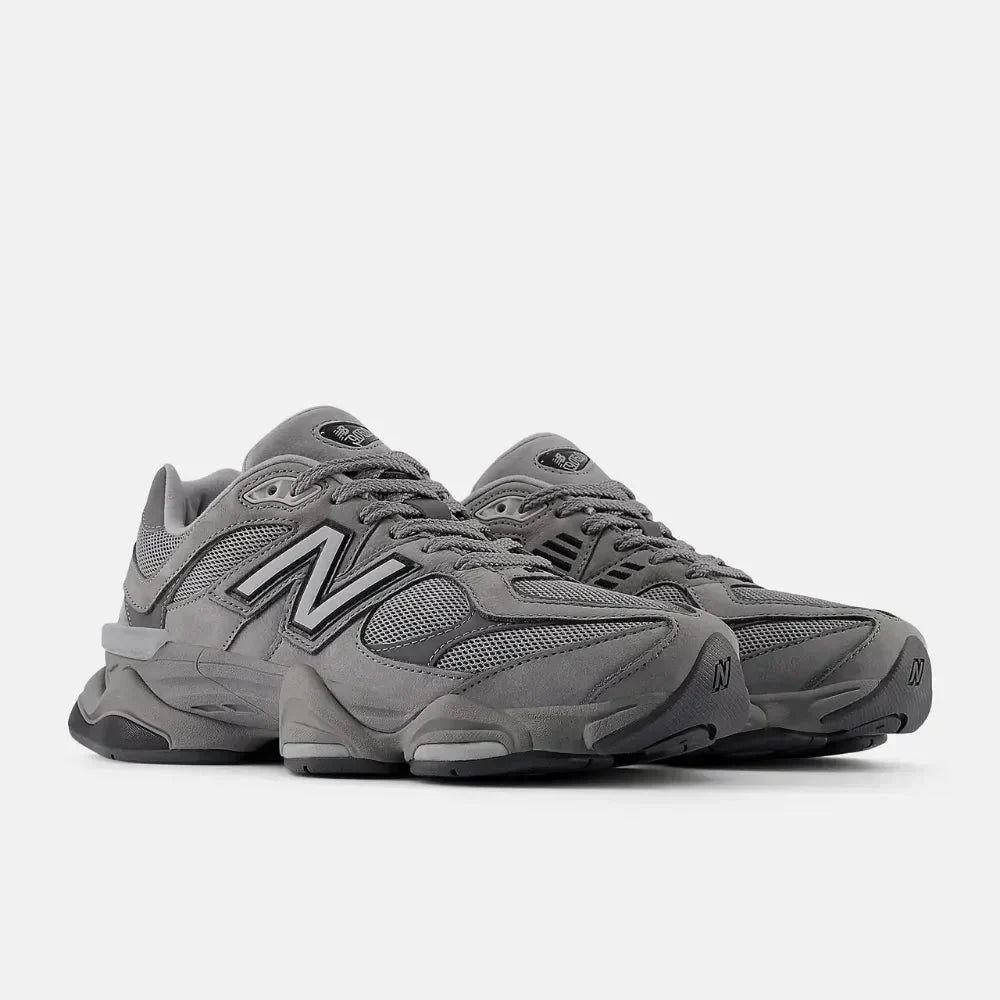 9060 Team Away Grey Gray