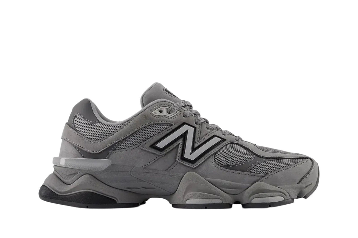 9060 Team Away Grey Gray