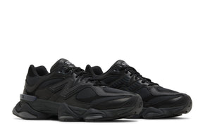 9060 Triple Black Black