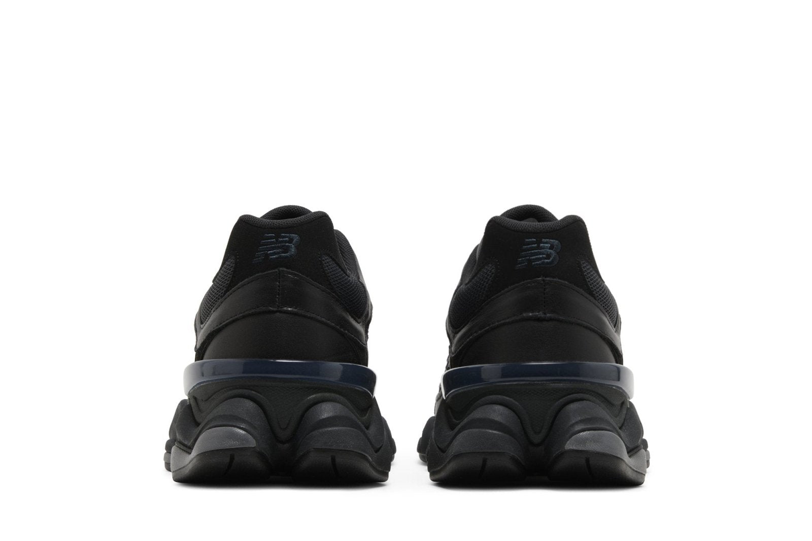9060 Triple Black Black