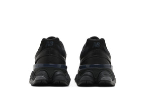 9060 Triple Black Black